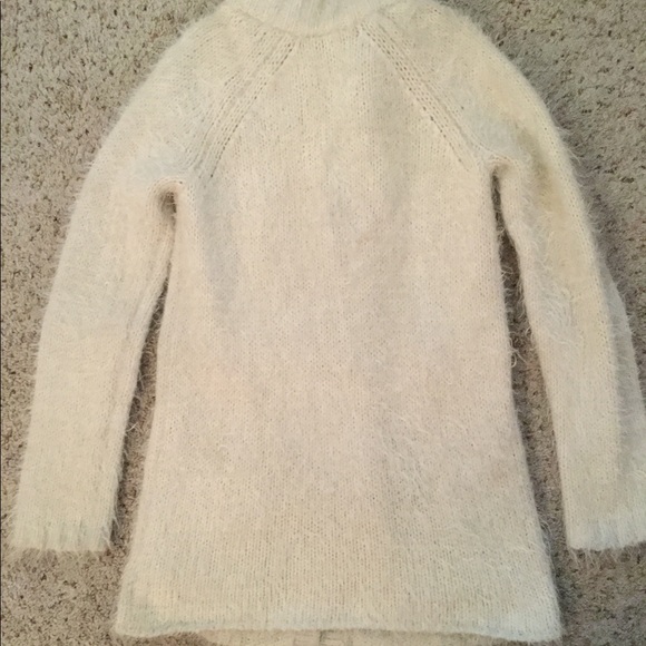 FREE PEOPLE FURRY BOGO CHIC CARDIGAN SWEATER sz XS - Picture 6 of 6